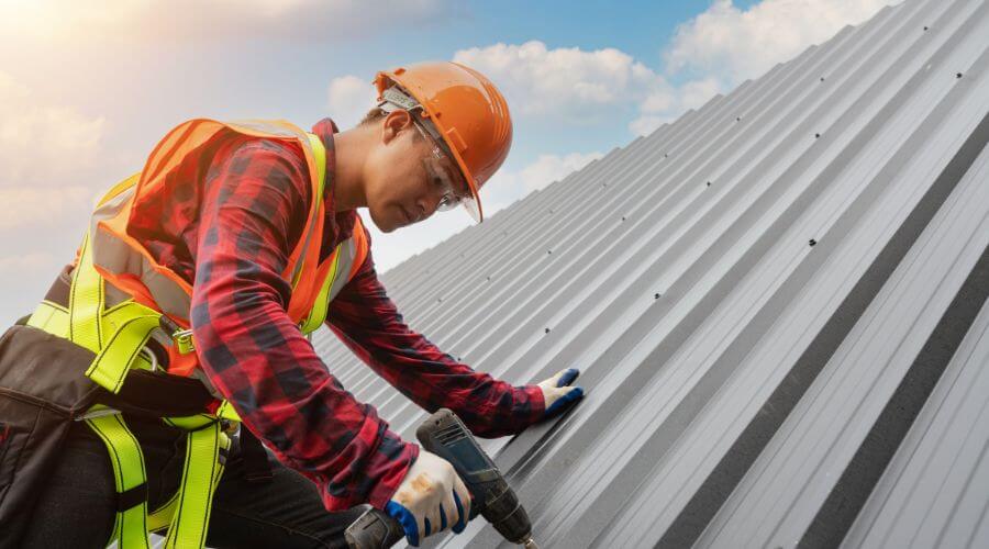 Professional metal roof installation in Peoria, AZ